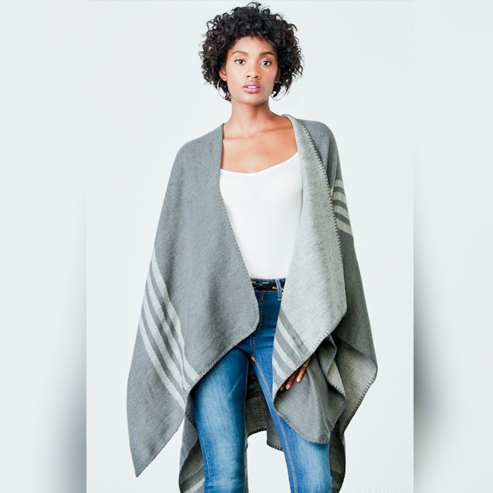 BB Dakota poncho